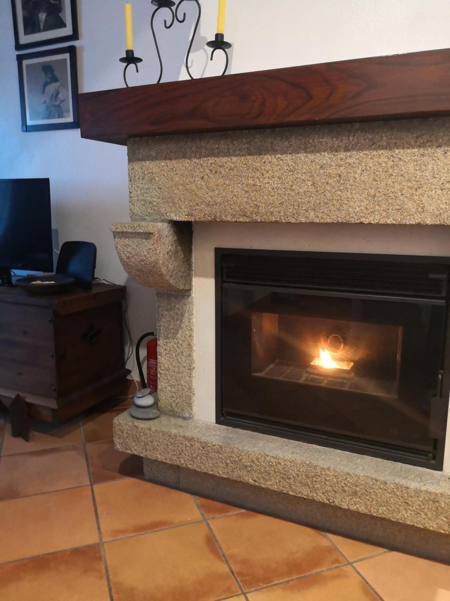 דירות נאזרה Casa Do Suberco מראה חיצוני תמונה